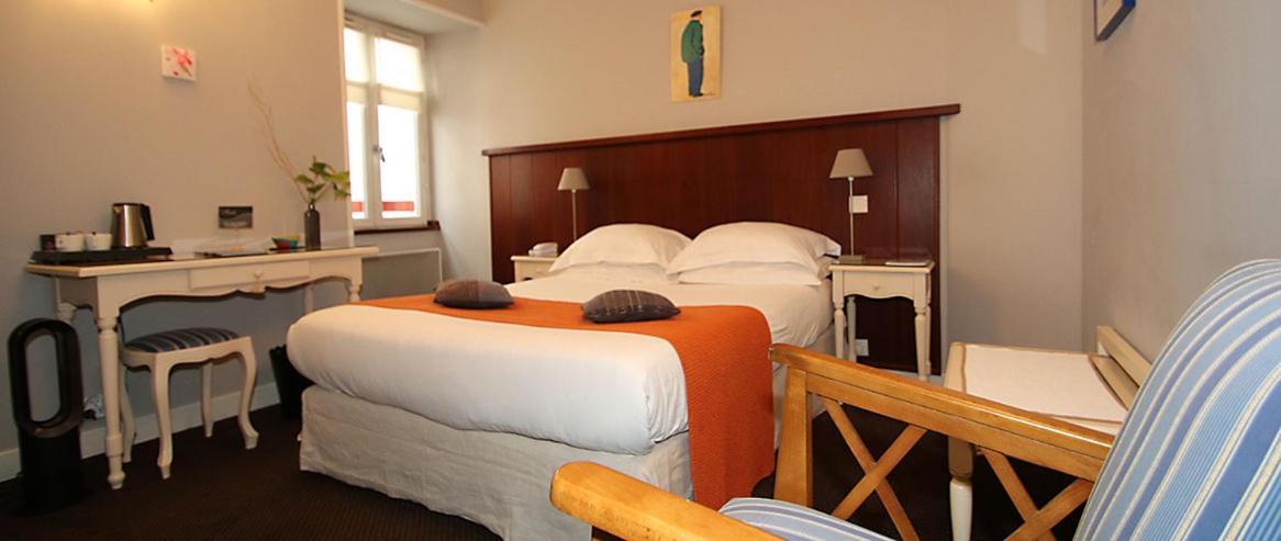 Hotel Les Almadies - Coeur De Ville Saint-Jean-de-Luz Eksteriør bilde